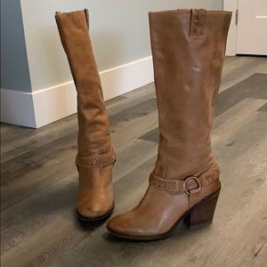 Leather lucky brand cowboy boots size 9